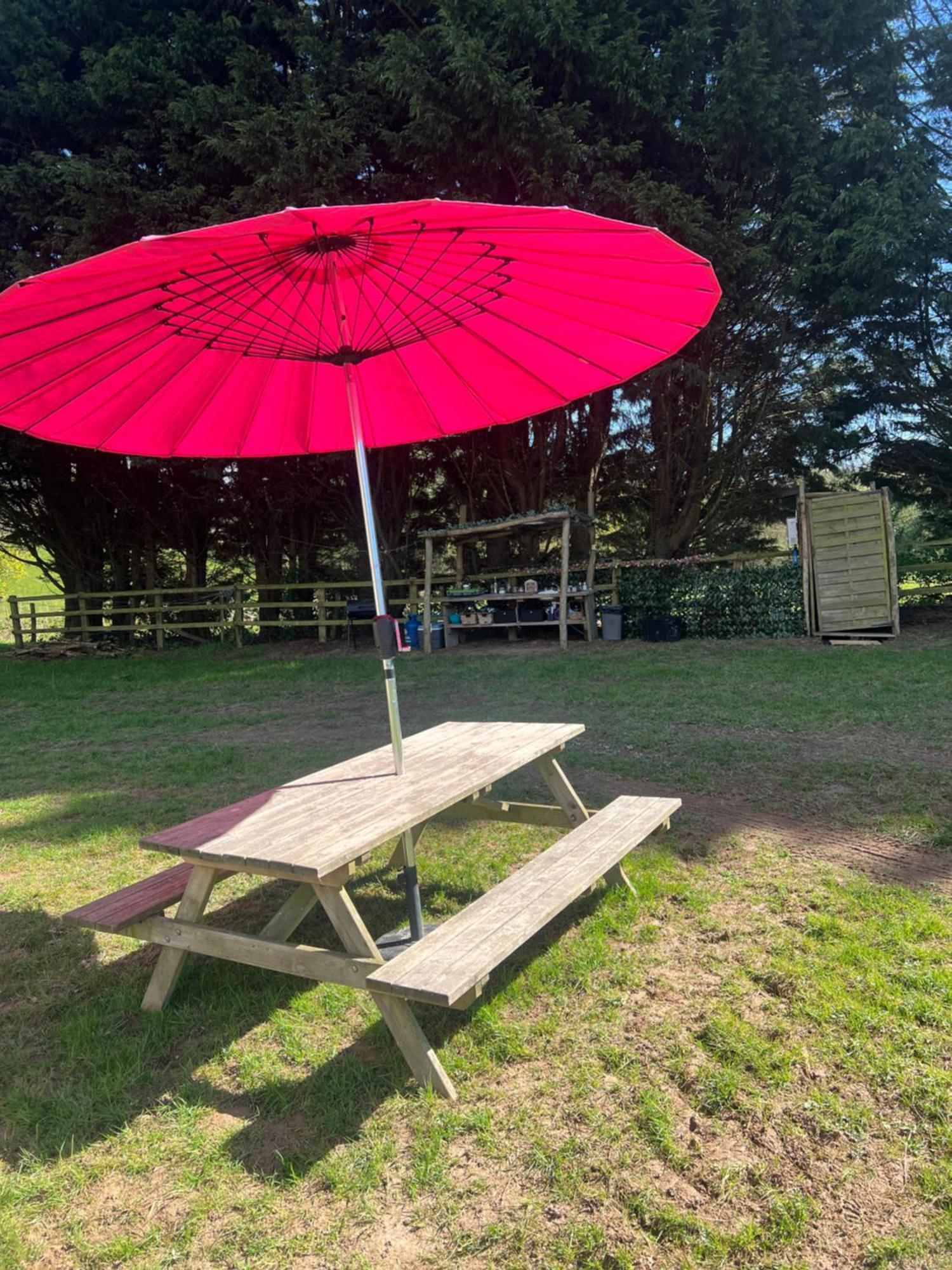 Swallows Oast Glamping Sedlescombe Dış mekan fotoğraf